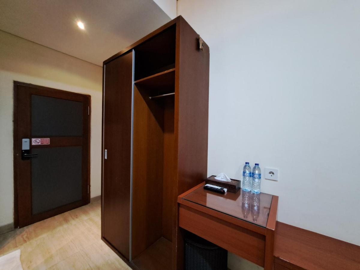 Dewi Uma House Ξενοδοχείο Ντενπασάρ Εξωτερικό φωτογραφία