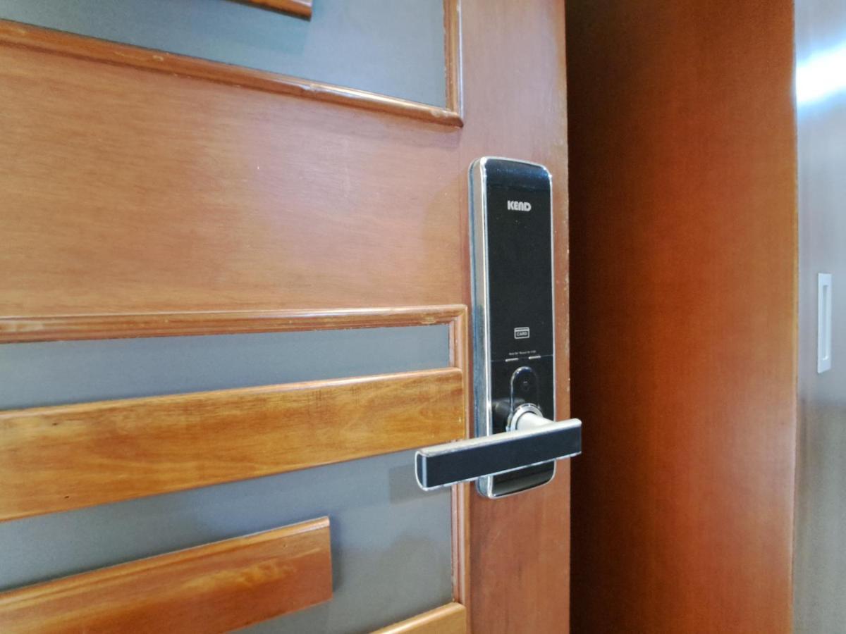 Dewi Uma House Ξενοδοχείο Ντενπασάρ Εξωτερικό φωτογραφία